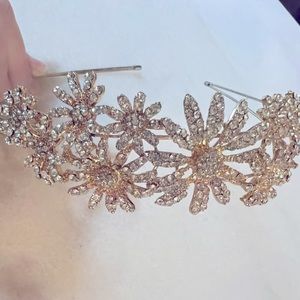 Sparkling Daisies Diadem Headband Crystals